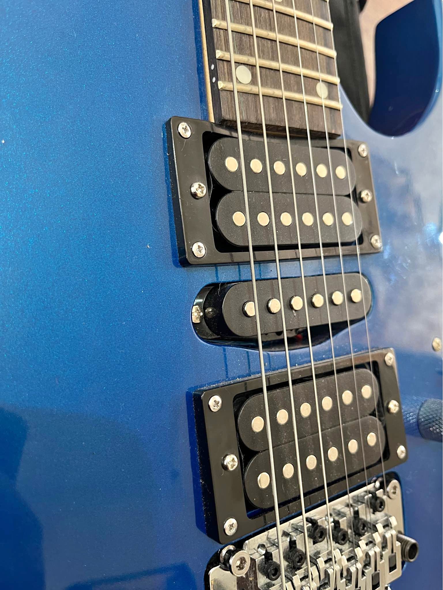 Guitarra con Floyd Rose modelo LG5 Deviser - Electric Guitars ...