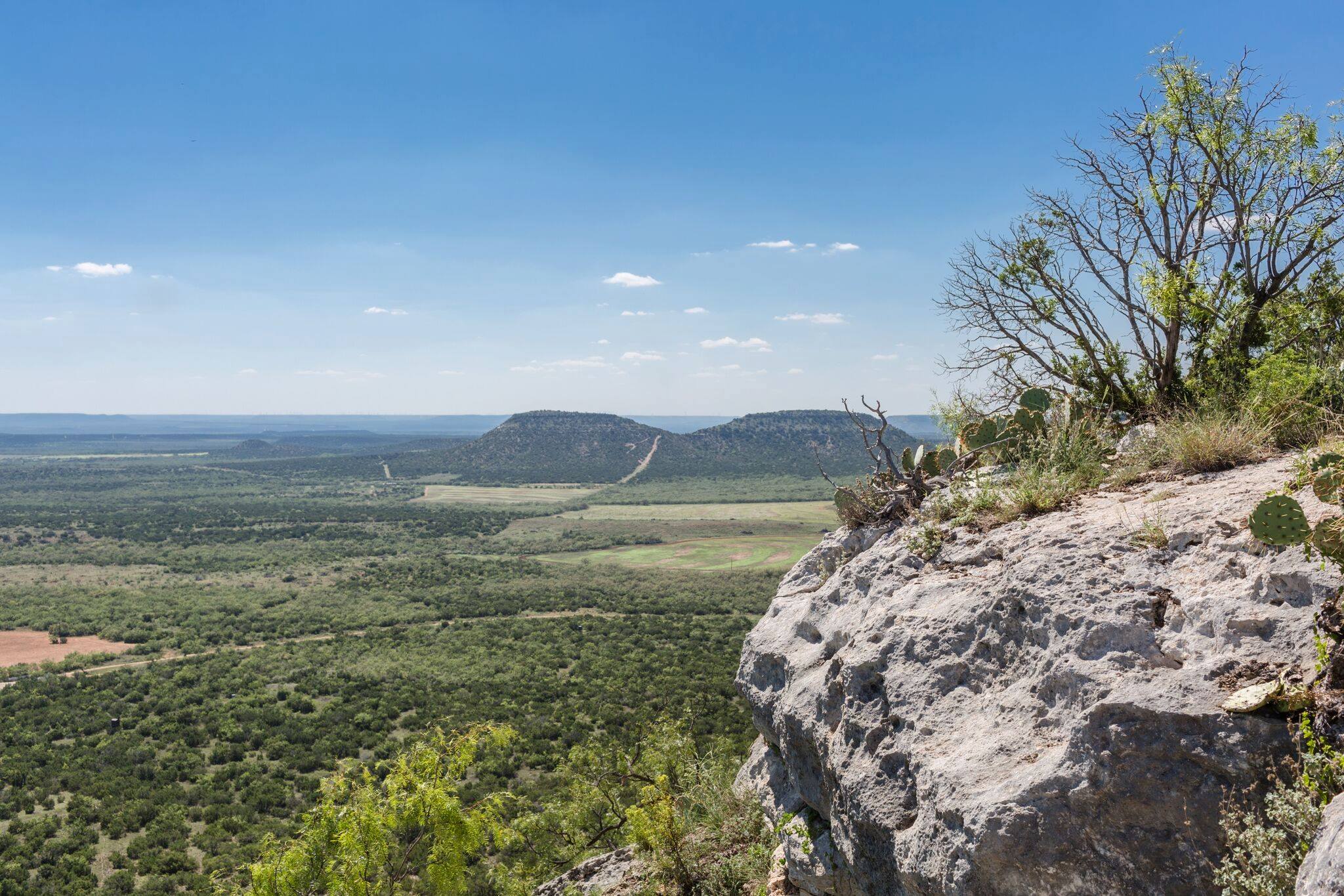 D Bar Ranch is located within a unique,... - Republic Ranches | Facebook