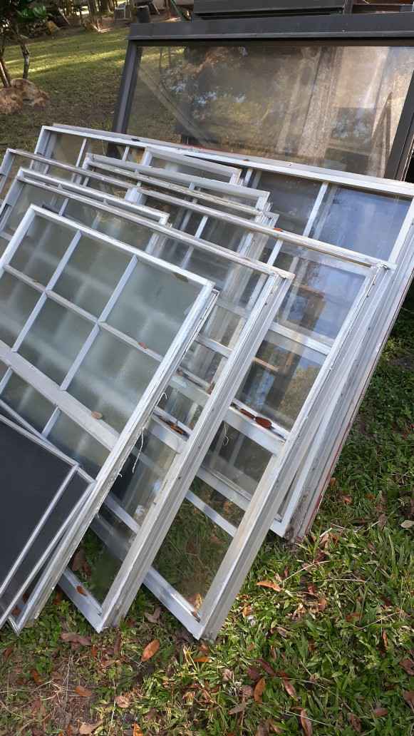 Used single pain aluminum windows And julius windows with screens some ...