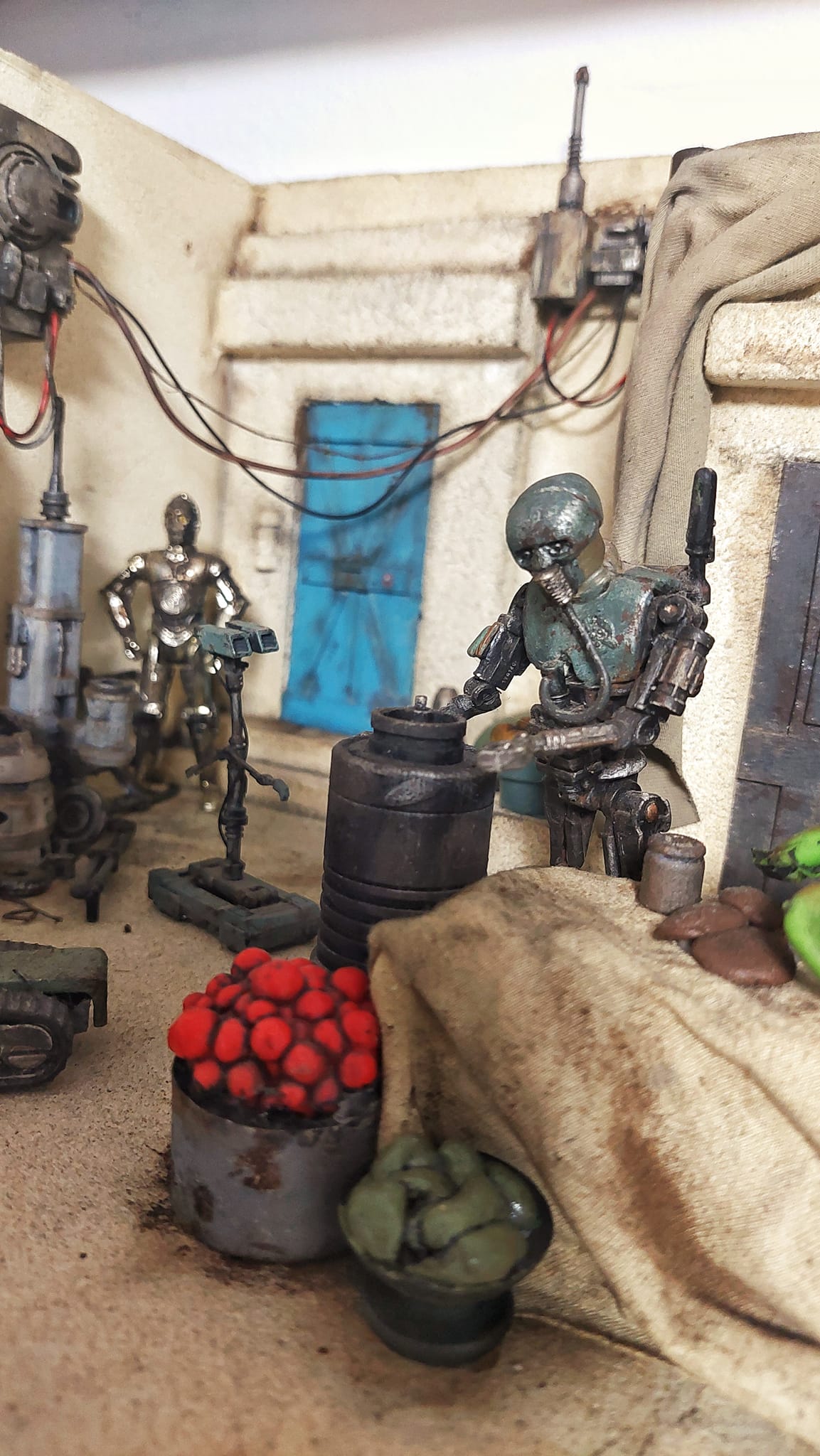 Star wars custom junkyard droids diorama