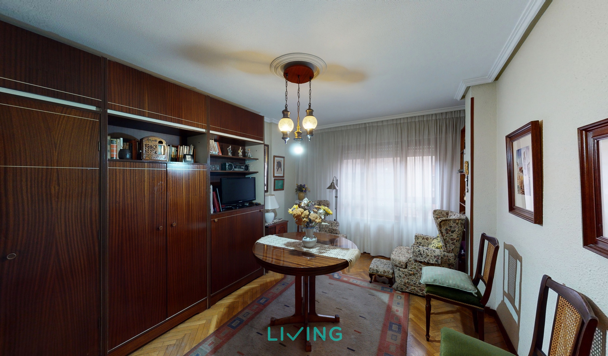 Living Spain - Tour virtual: link en bio⁠ ⁠ Piso en calle San Blas ...