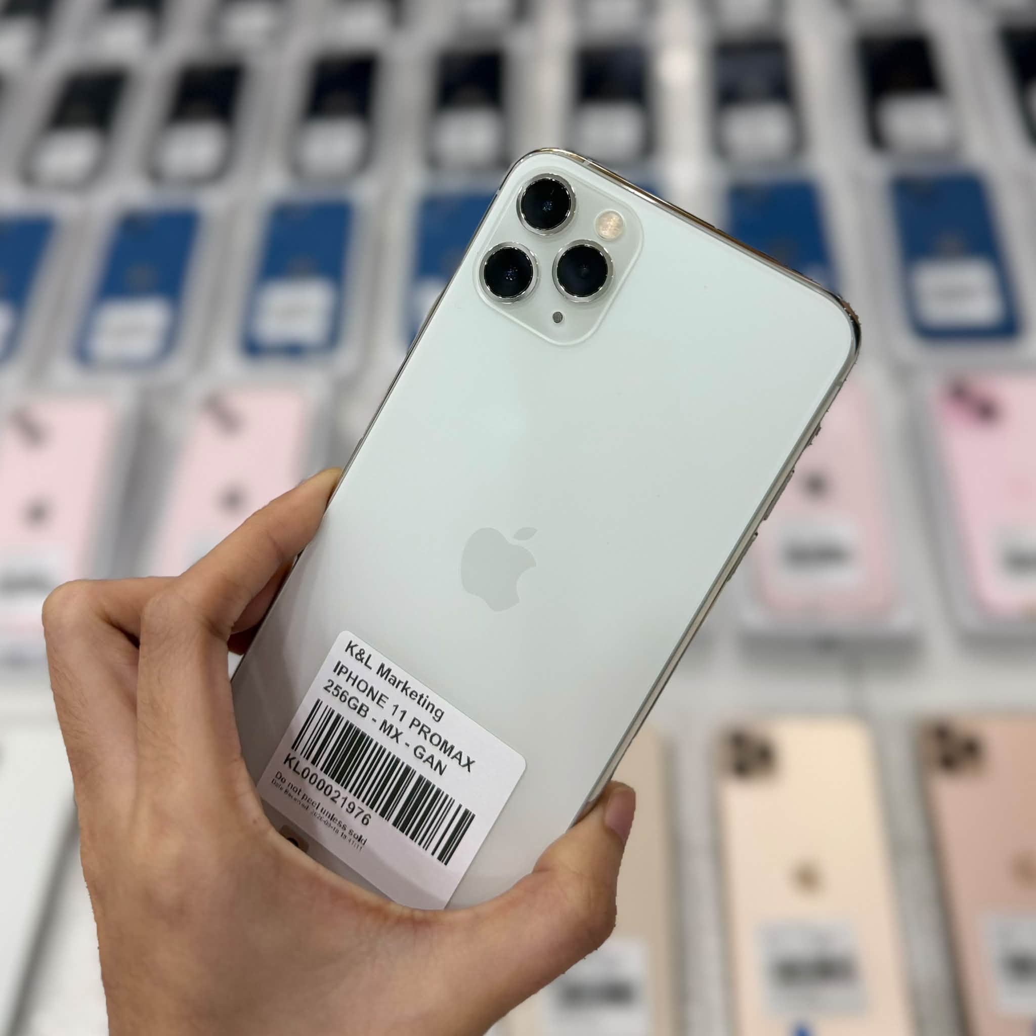 iPhone 11 Pro Max 256gb Silver🩶 #Newstocks
