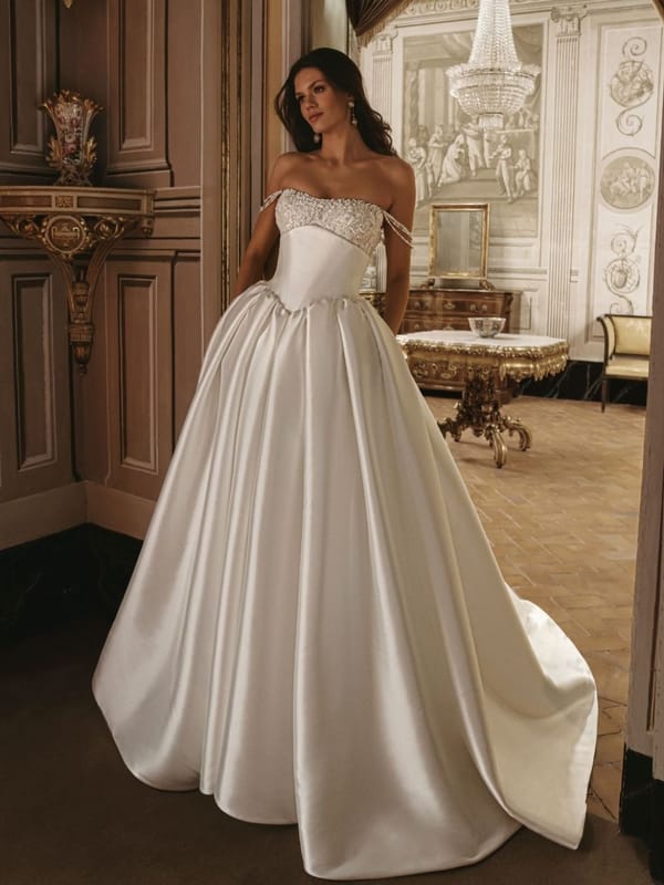 What's your dream wedding gown fabric at Sposabella Bridal's trunk show?
