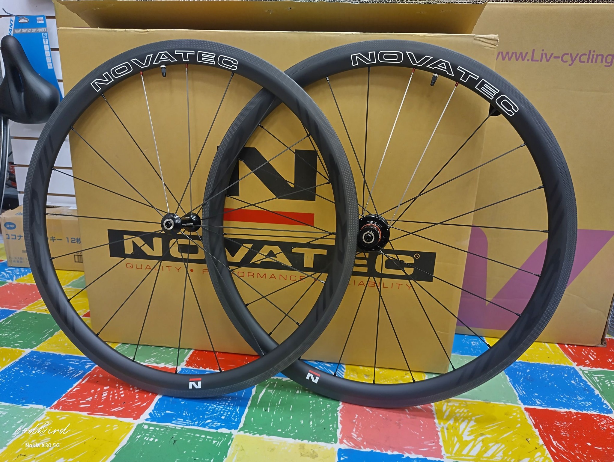 【NOVATEC R3】 市面上優質的C夾的輪組越來越少了... - 捷安特Giant捷亞聖自行車運動生活館 | Facebook