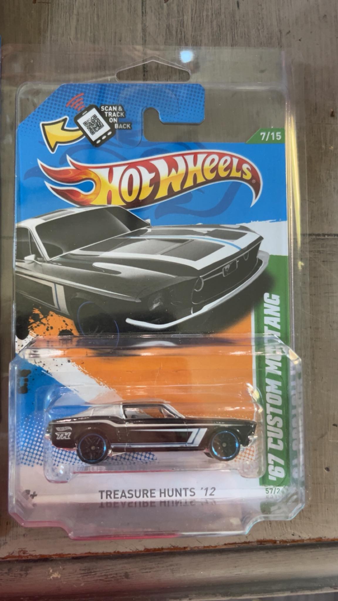 Hot Wheels Brutalist Treasure Hunt car review