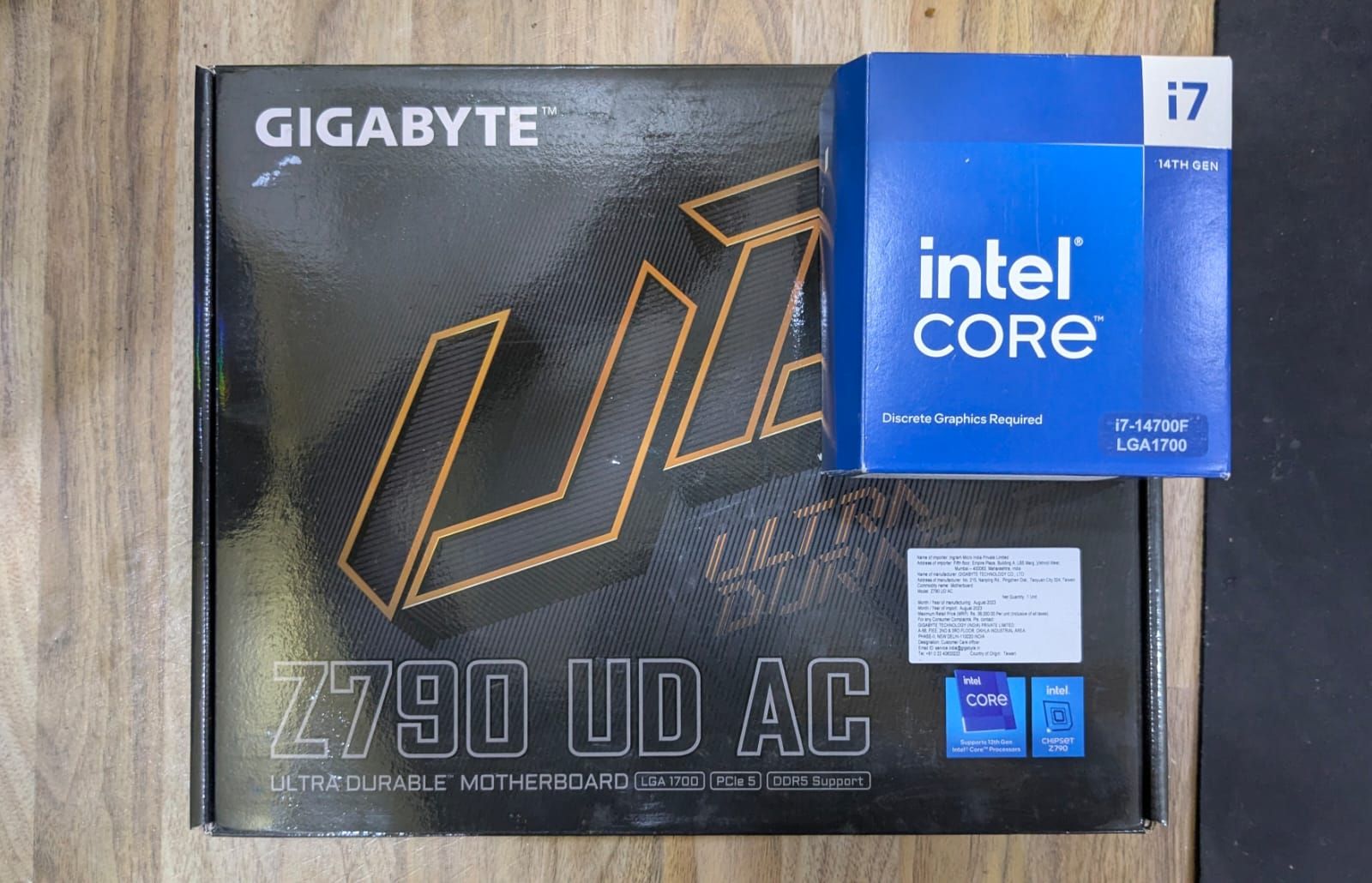Selling Intel i7 14700F Gigabyte Z790 UD AC motherboard Bill box 