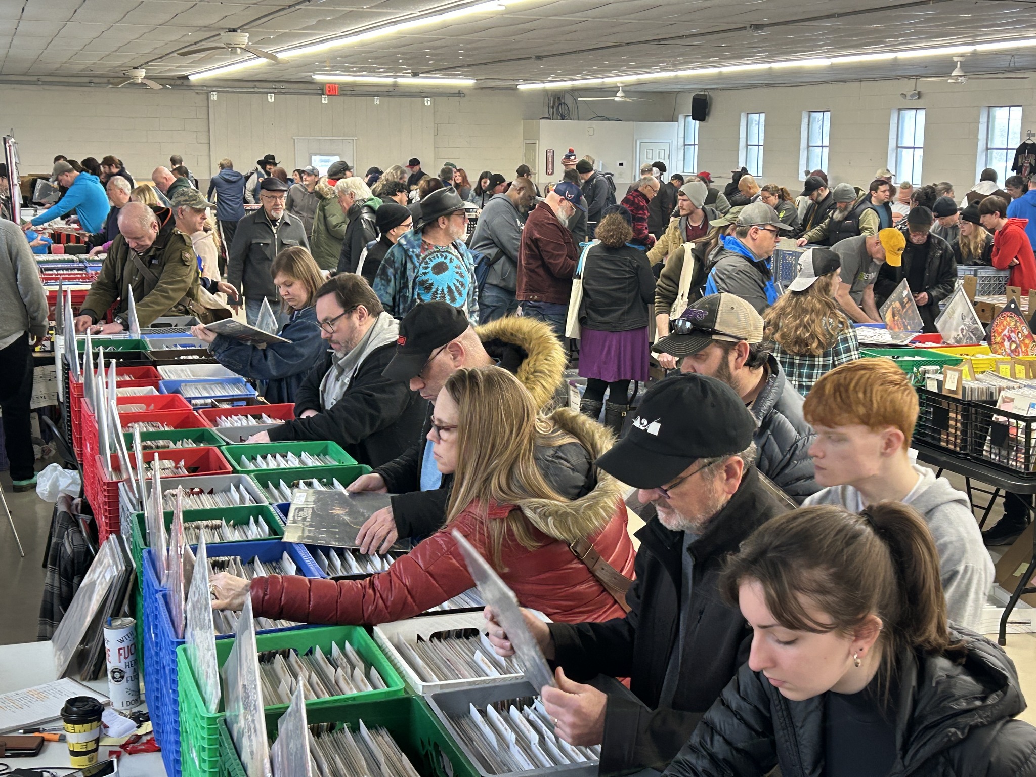 VINYL! The Worcester Record Riot! Over 10,000 LPs in one room. CDs too ...