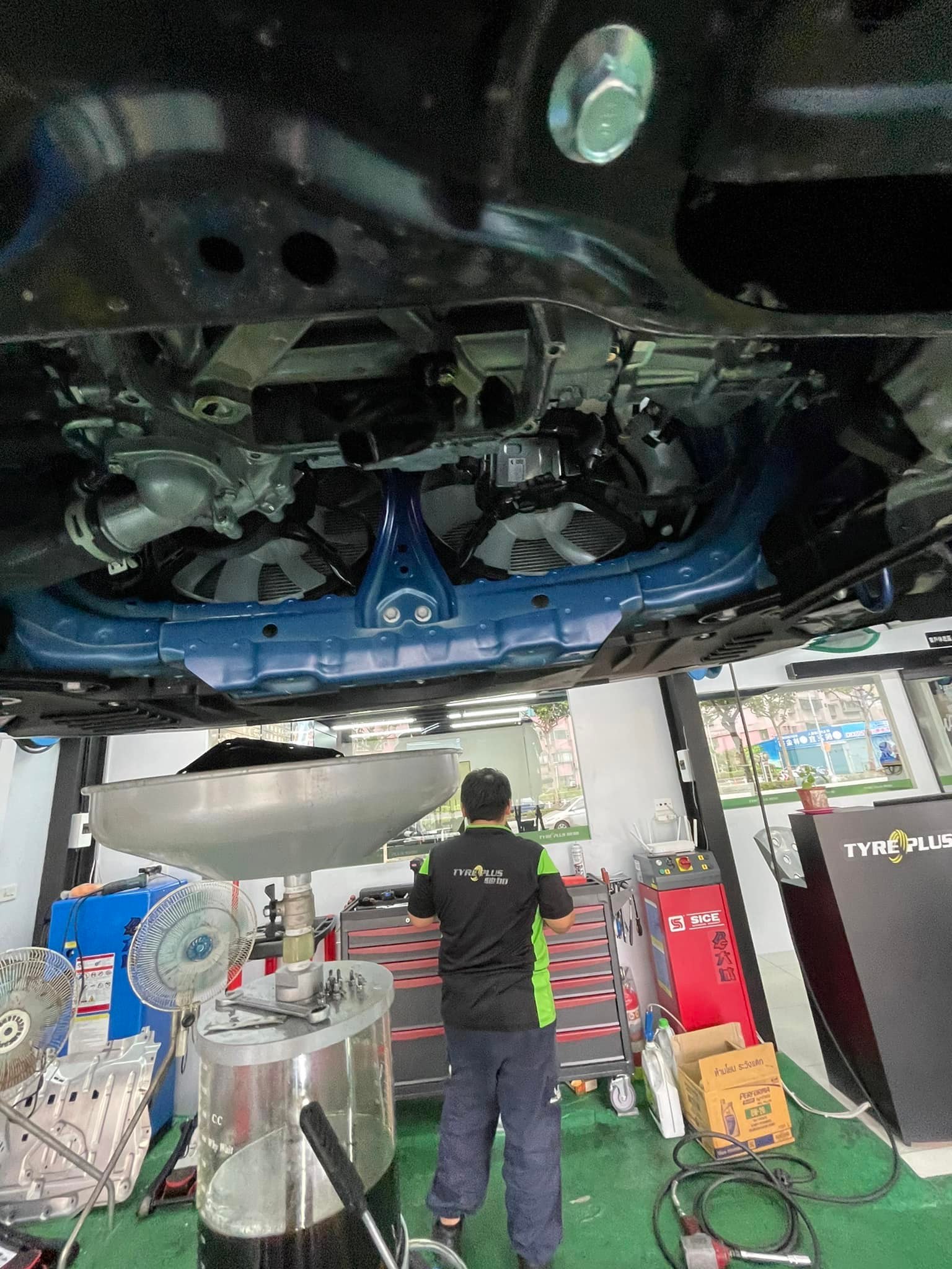 #Toyota GR 86 #Subaru NEW BRZ #RTV殘膠處理... - 車宮土城廠 米其林馳加輪胎中心 | Facebook