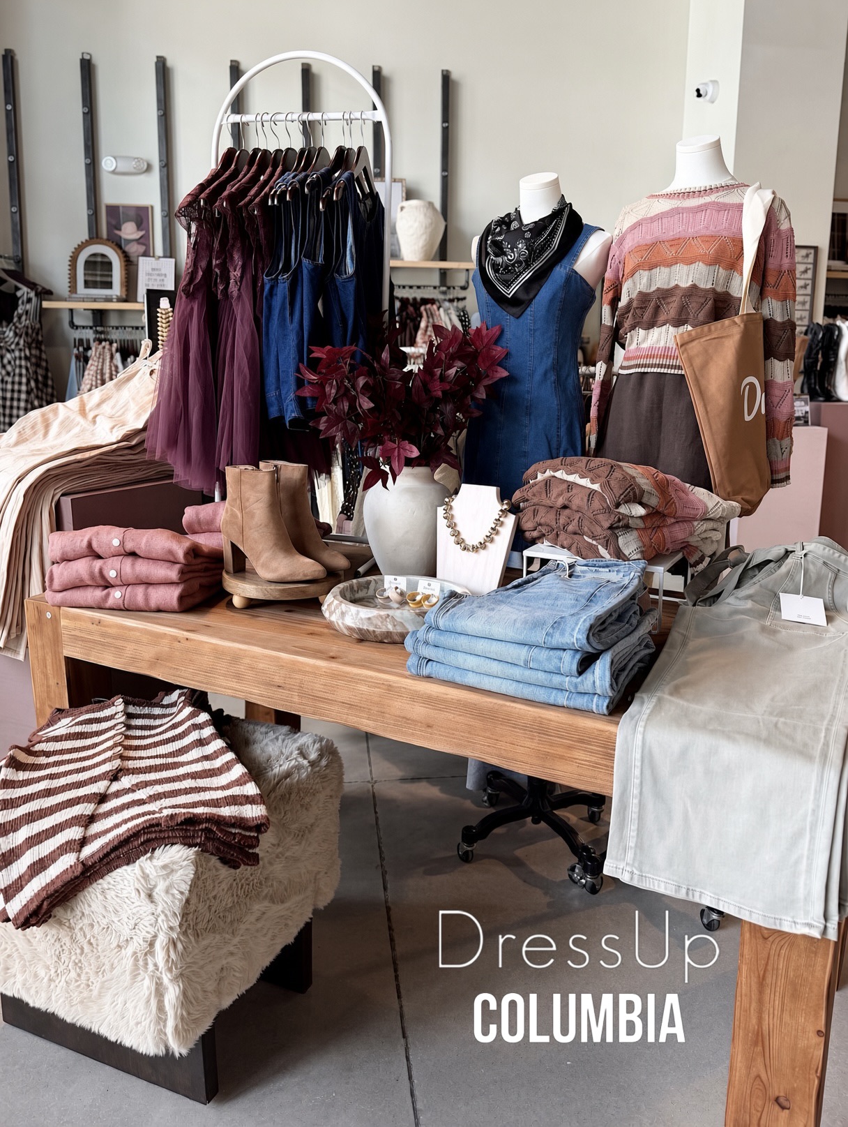 ladies dress shop near me open now The wait is over… Up Columbia is at The BullStreet District 🎉 Come by and see us today! We are open until 7pm! The BullStreet District Dress Up Columbia dresses near me formal