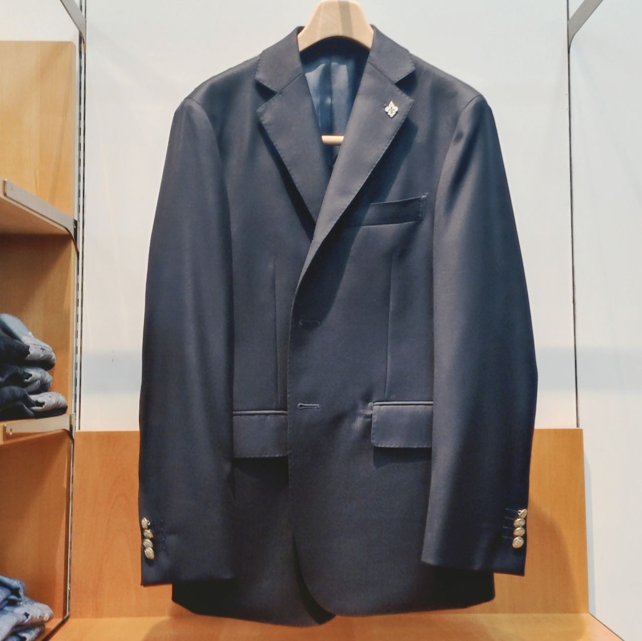 ☆2026FW Loro piana社製生地使用 ブレザー☆ こんにちは。 Mitsumine