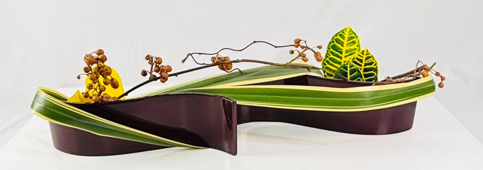 Inspired Flower Arrangements いけばな From 時代華風插花(Timeflowers)-いけばな, what one can do with a