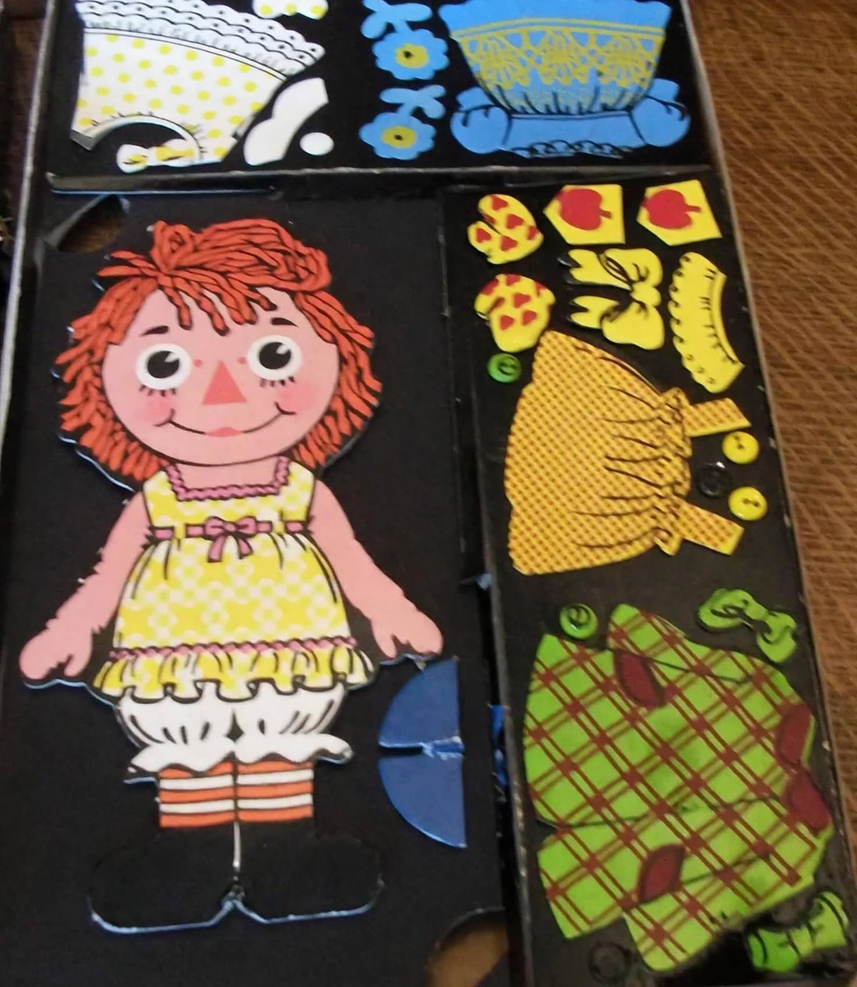 1970s Raggedy Ann Colorforms 💙❤️