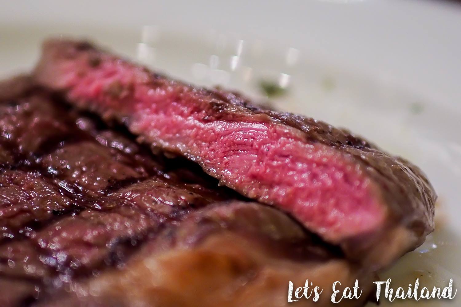 Let's Eat Thailand กินกับเดี่ยวเที่ยวกับมด - Rib eye Prime เป็น main ...