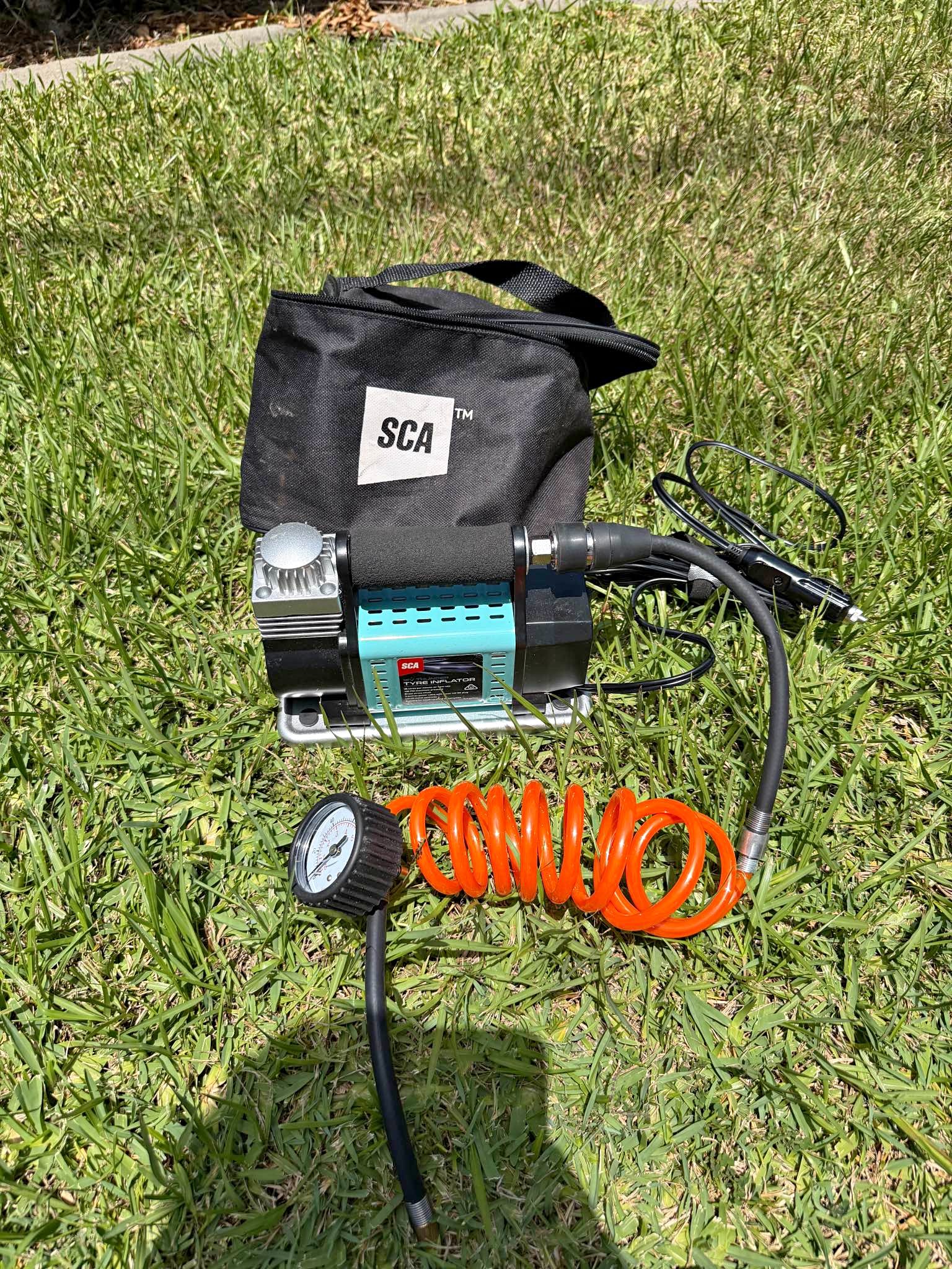 SCA Air compressor 12V 100PSI 25LPM Tyre Inflator - Air Compressors ...