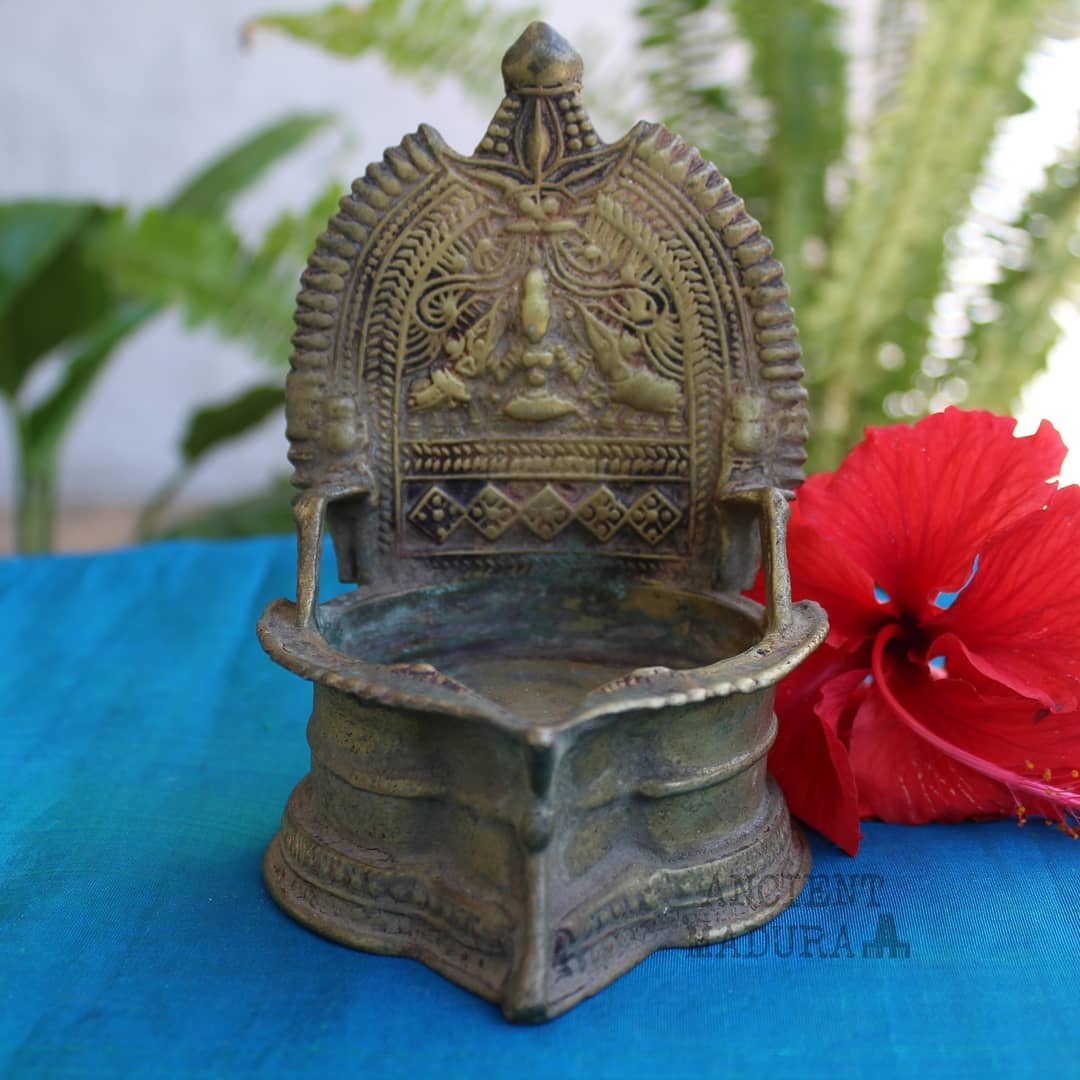 Ancient Madurai - Vintage Raja Rani Vilaku. This is a...