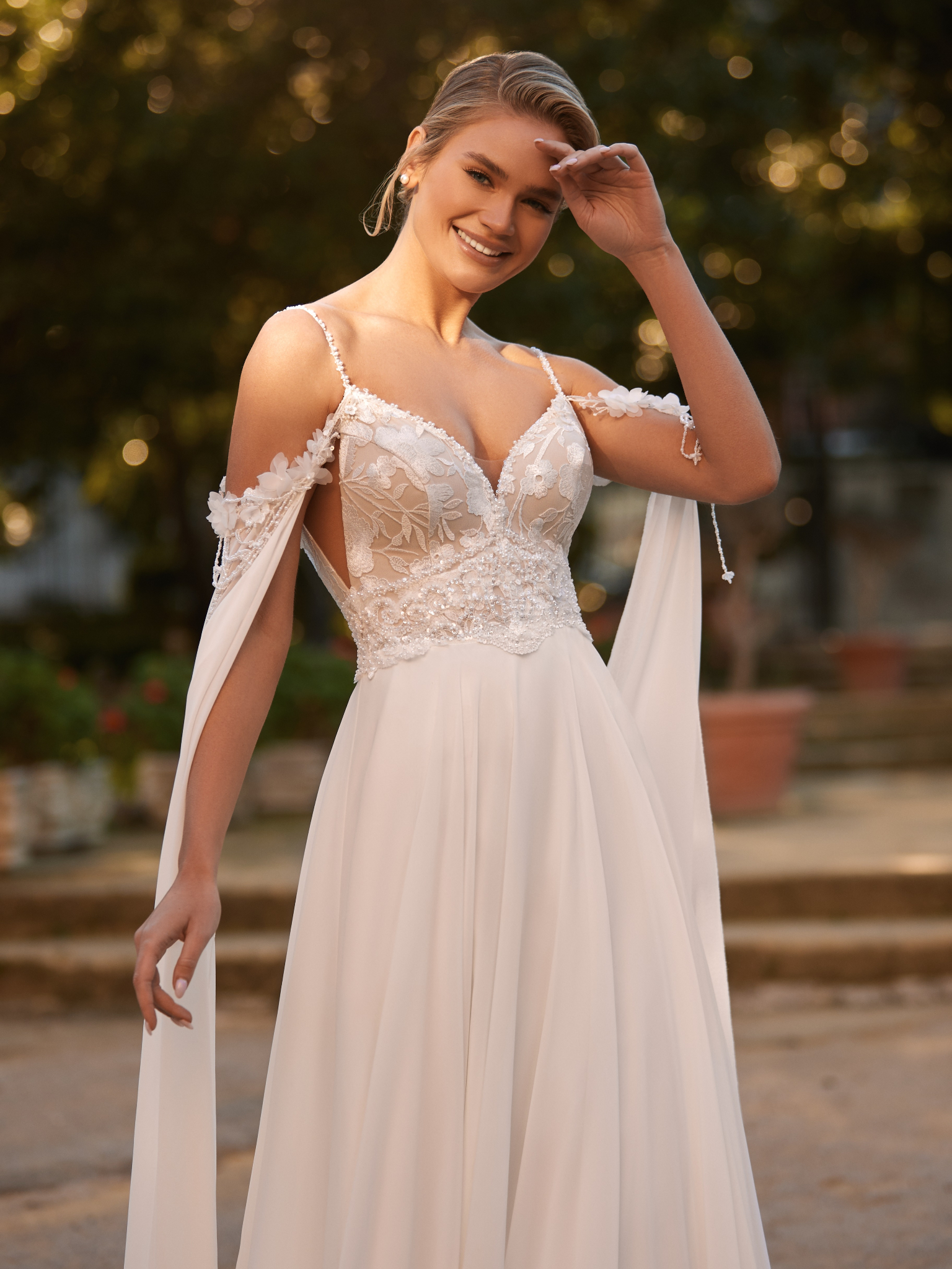 chinese dress ladies Refined Old Money High Neck Long Sleeve Pearl Jacquard Wedding Dress 8 main image 0