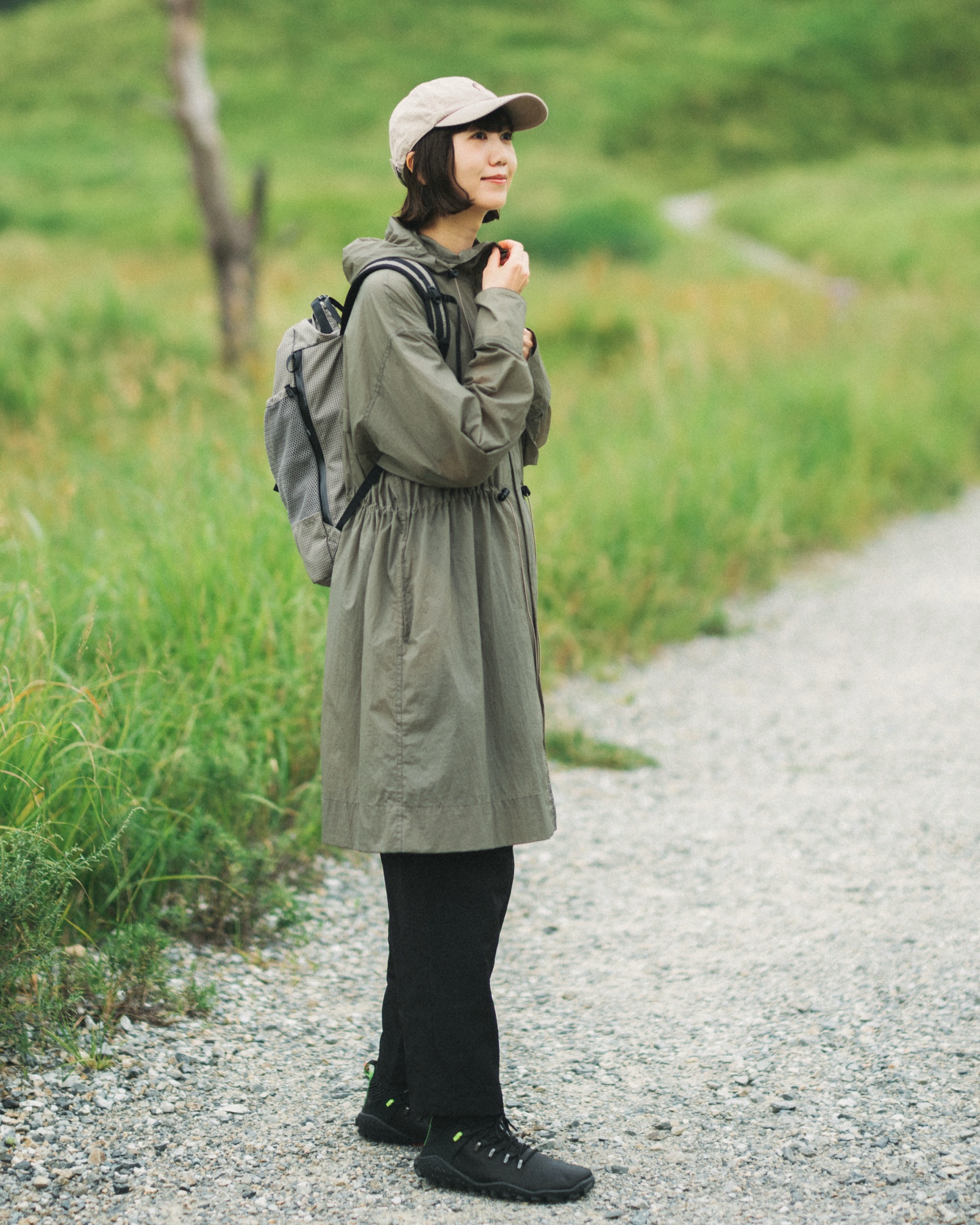 お待たせしました！ . 10/1 20:00〜 オンラインストアにてOKARA SCARF