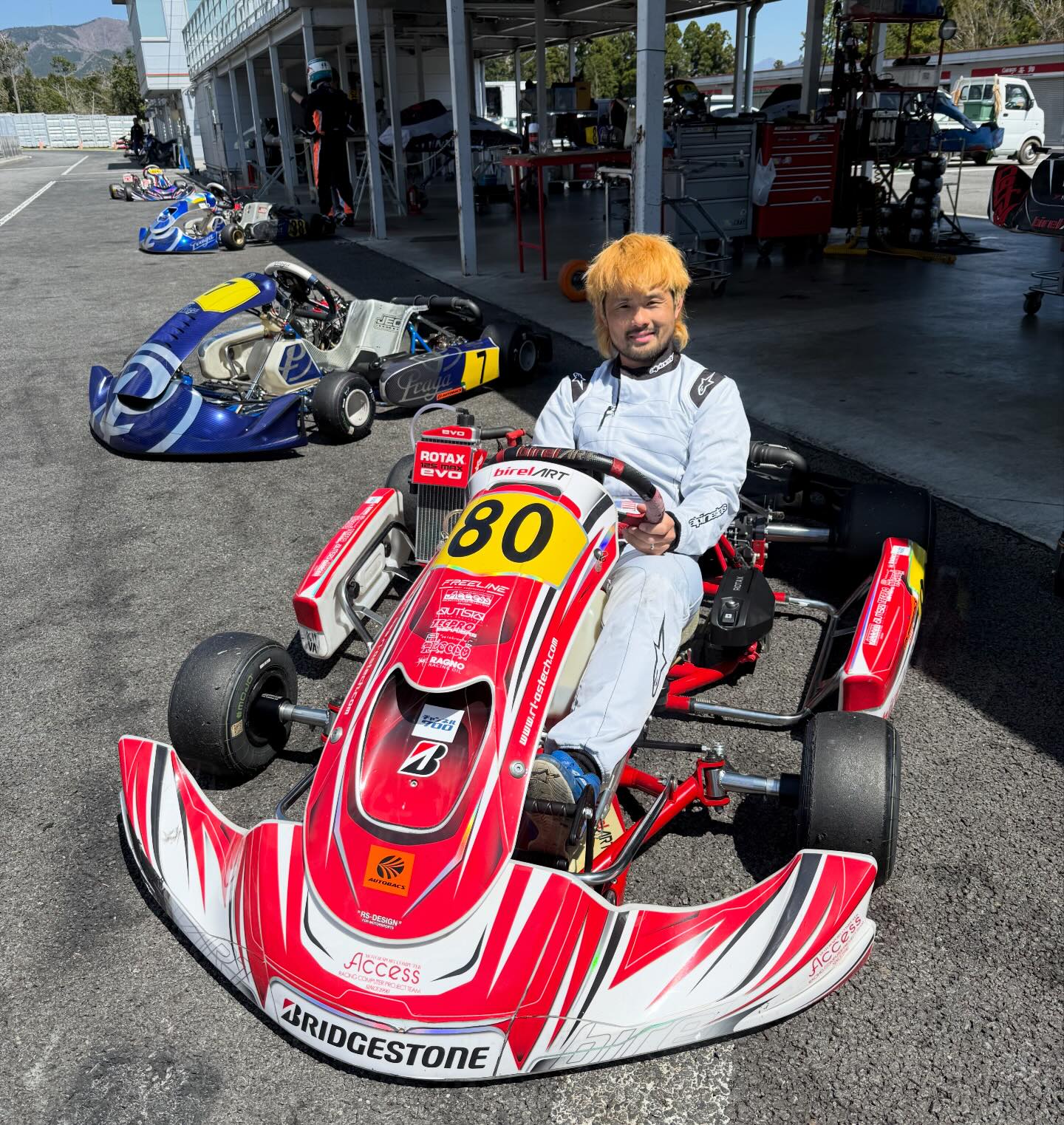 I trained like a young boy, doing 200 laps? 先々週のレース以来の 
