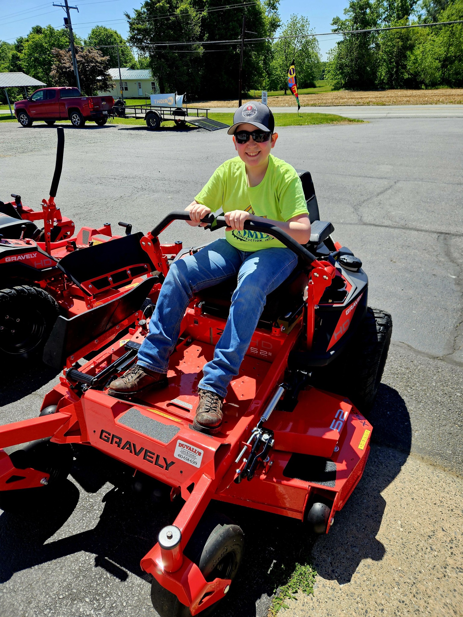 ロンドン Thank you Michael Wilkes for his purchase of a new Gravely Pro