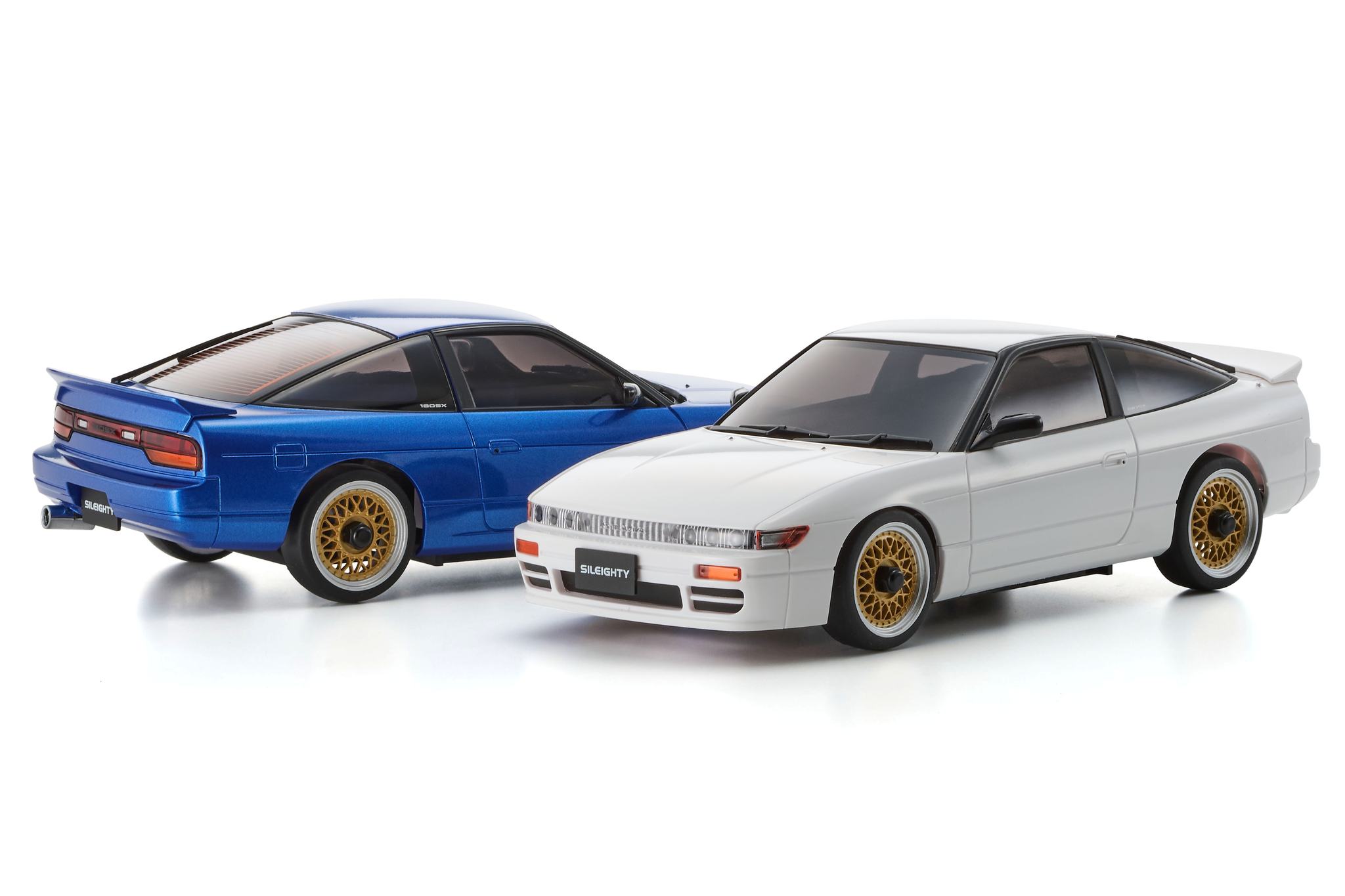 ミニッツRWD MR-04 レディセット シボレー コルベット C8.R クローム