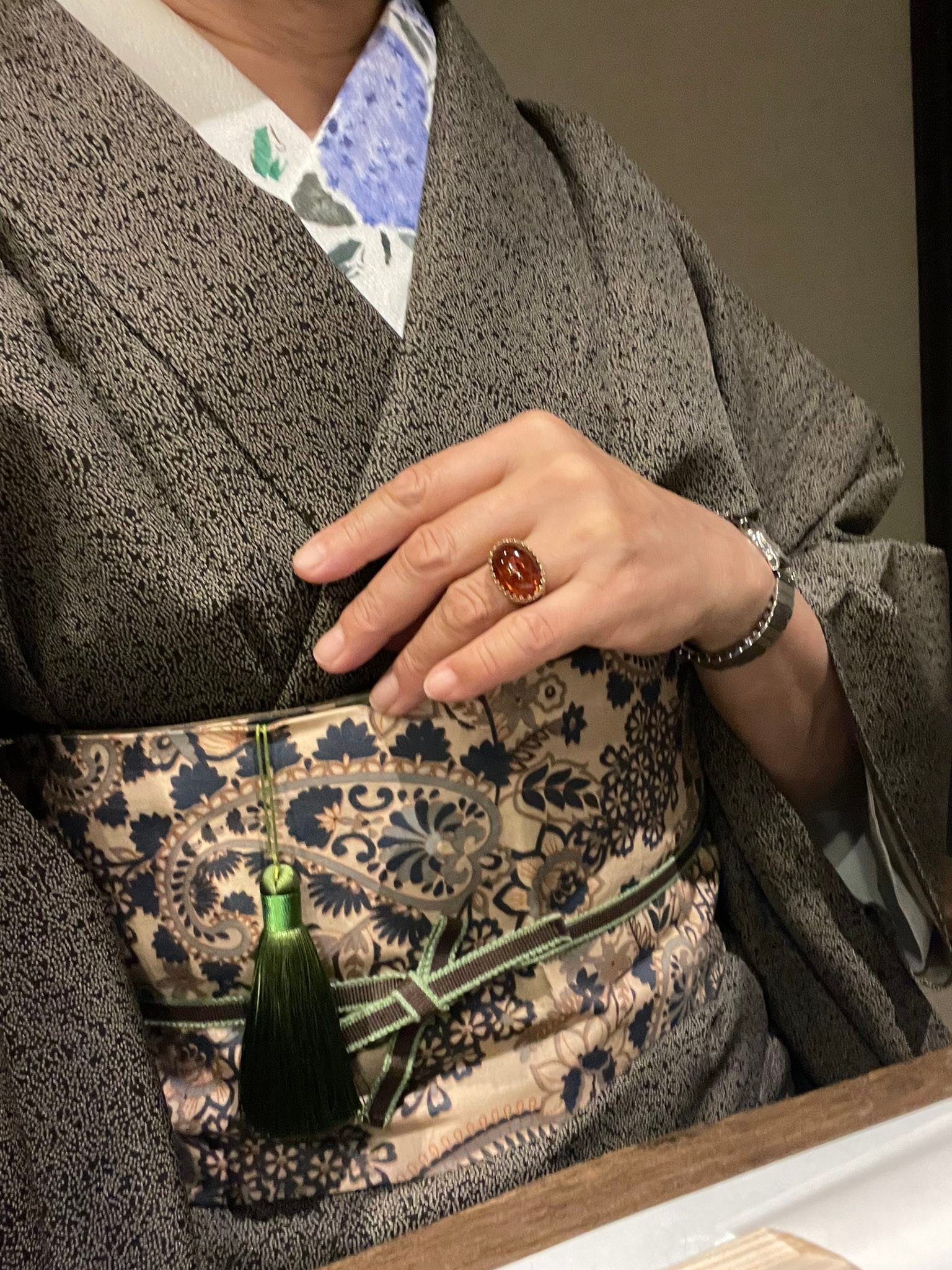 加賀友禅作家 鶴見保次氏の 訪問着をご披露しました。 鶴見保次氏は 
