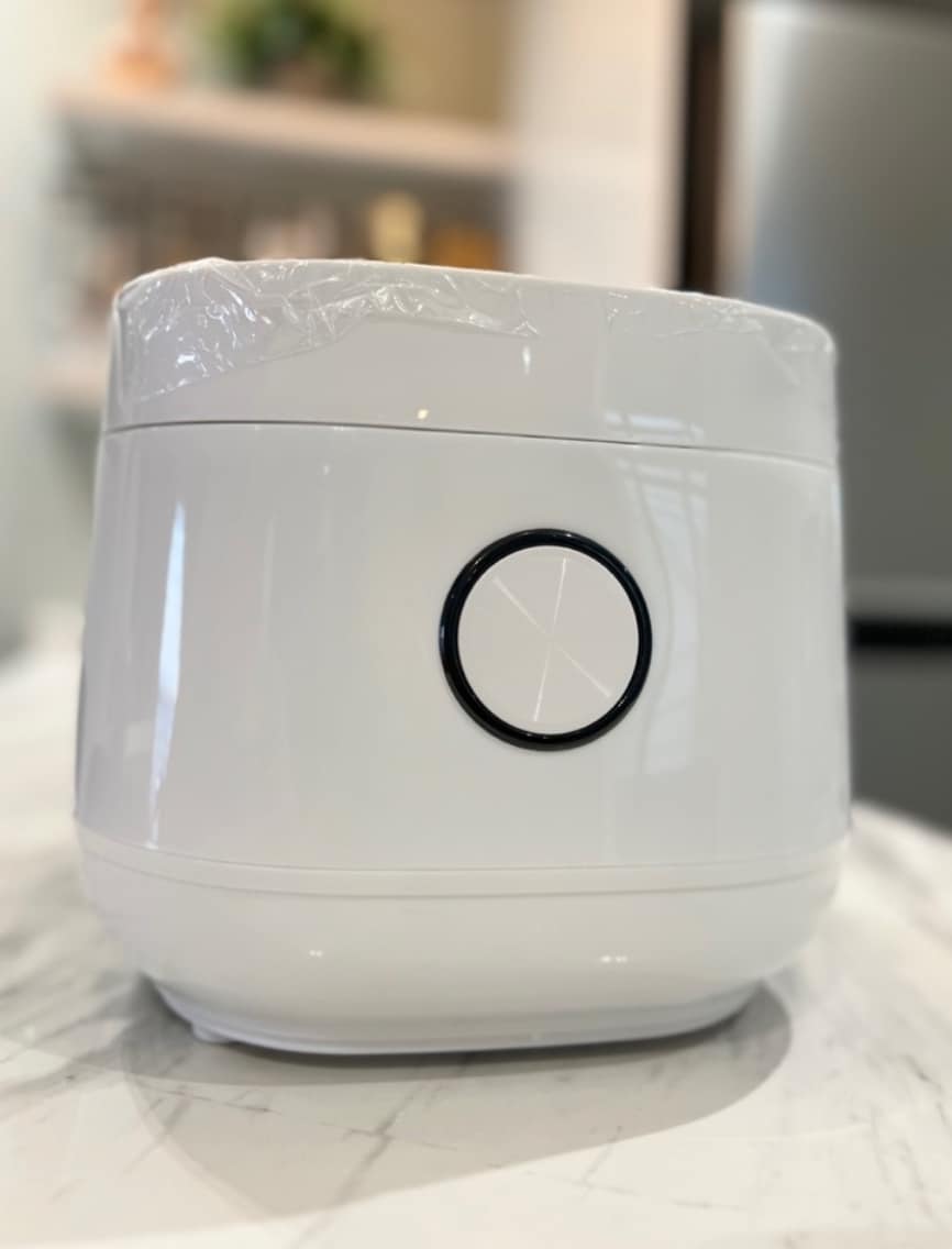 Malaysia Trendy - 🔥 High-Tech Rice Cooker! 🔥 Looks... | Facebook