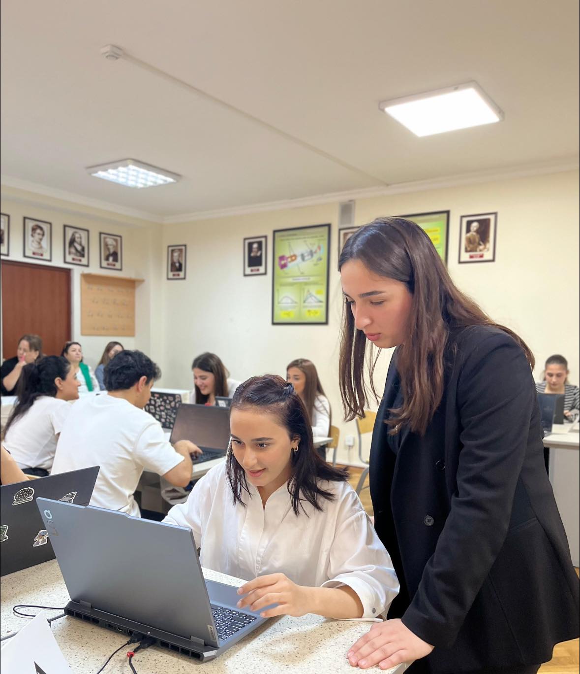 📢 Turizm və Sosial Xidmətlər üzrə Bakı Dövlət Peşə Təhsil Mərkəzində ...