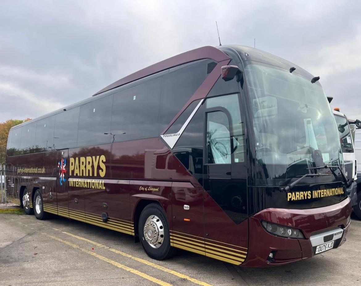 Parrys - Due to arrive next week - our two Neoplan Tourliners 🚍 🚍 Final ...