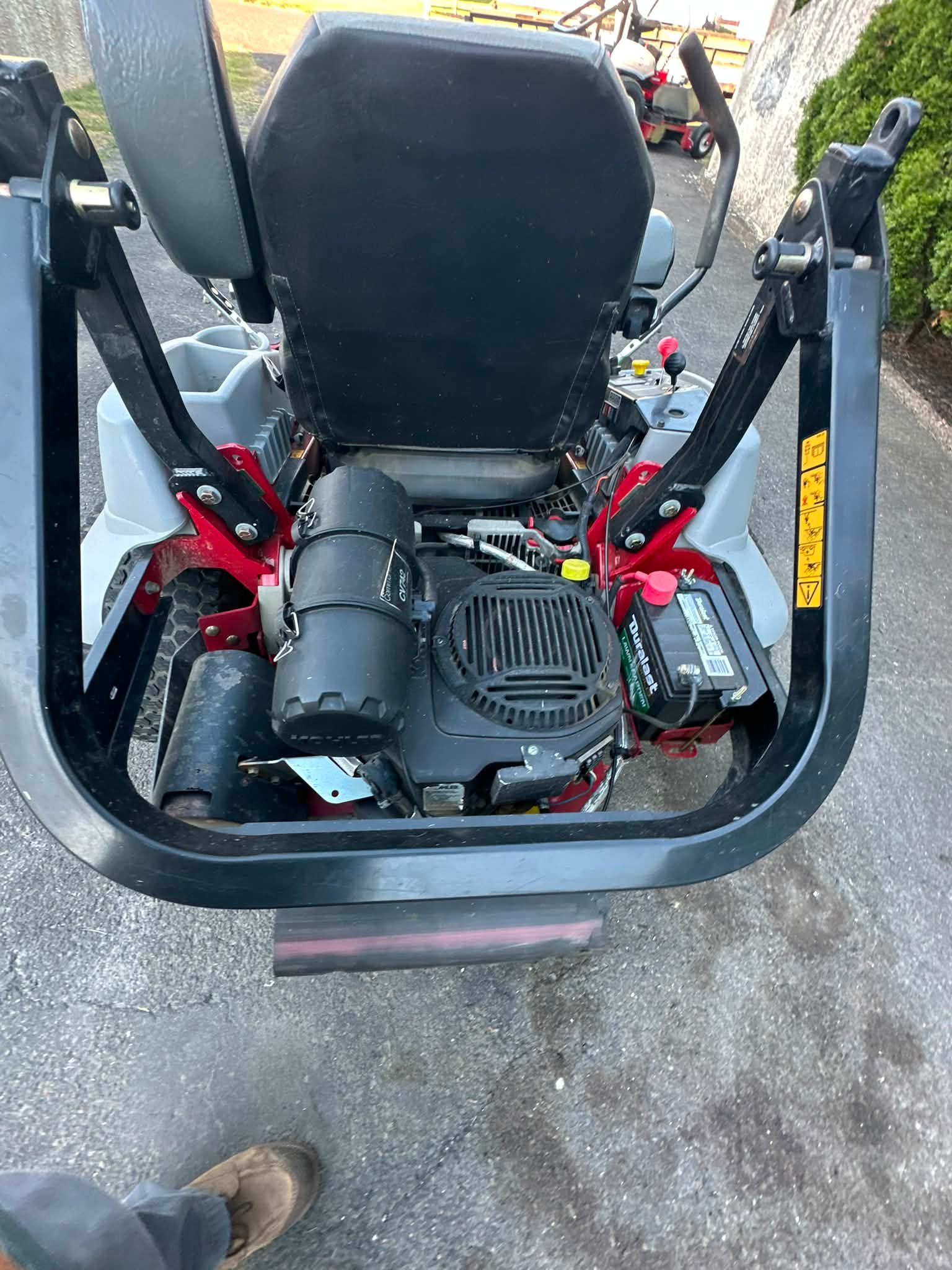 What engine model is in Exmark Lazer Z 72