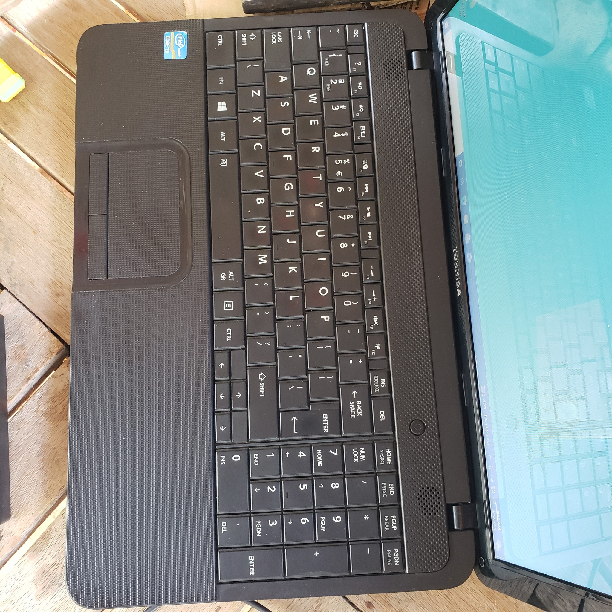 TOSHIBA DYNABOOK R732/H LAPTOP Core i5-3340M CPU 2.7GHz Turbo