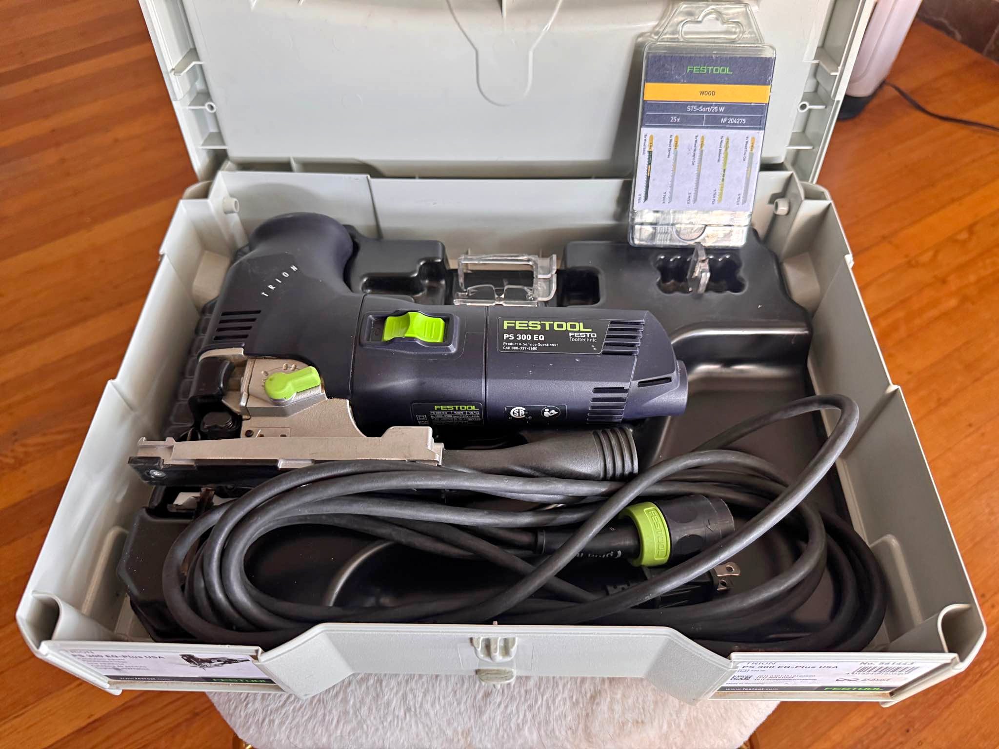 Festool Jigsaw PS 300 EQ-Plus USA w assorted wood blades STS-Sort 