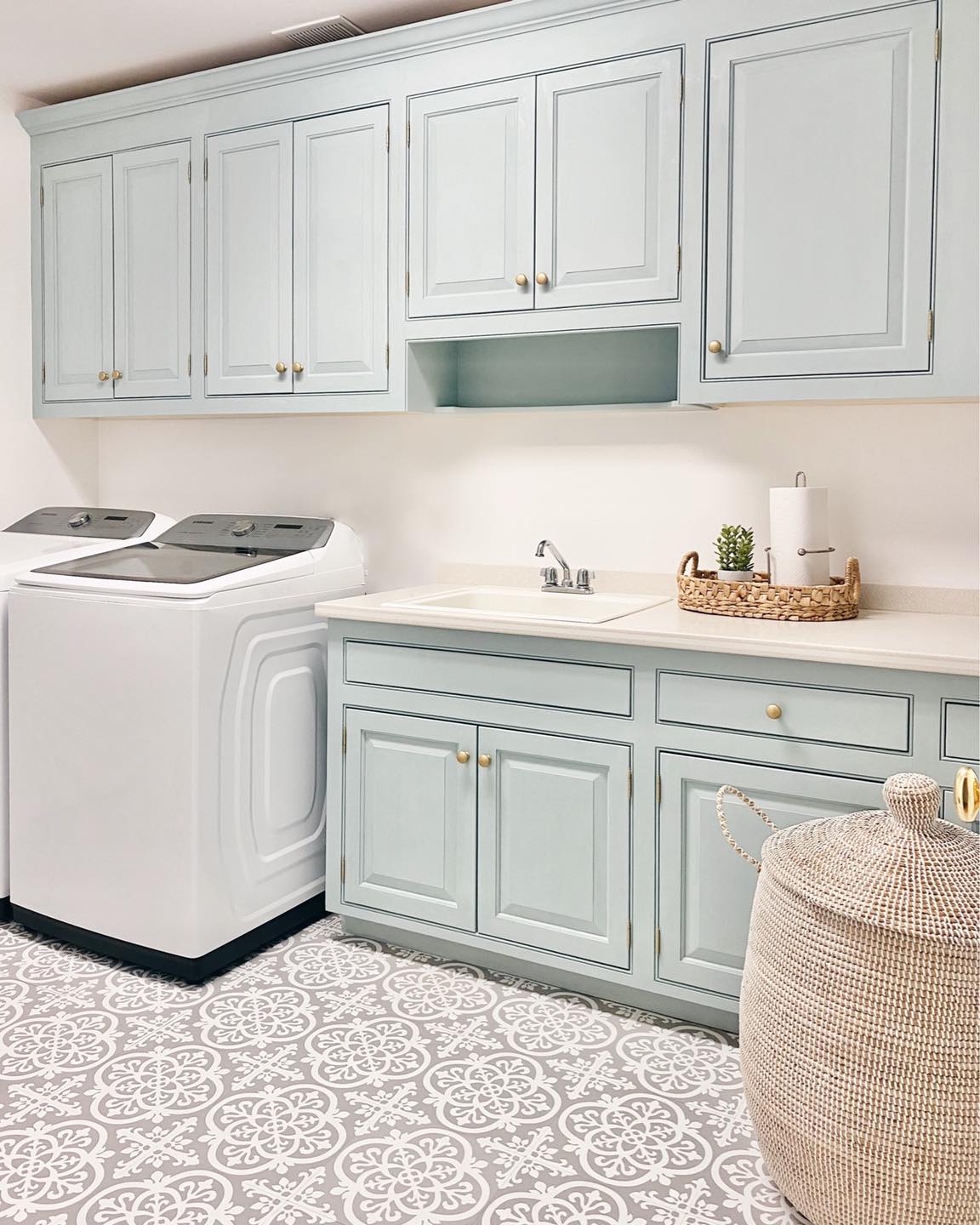 I saw a laundry room this weekend in... - Pinteresting Plans