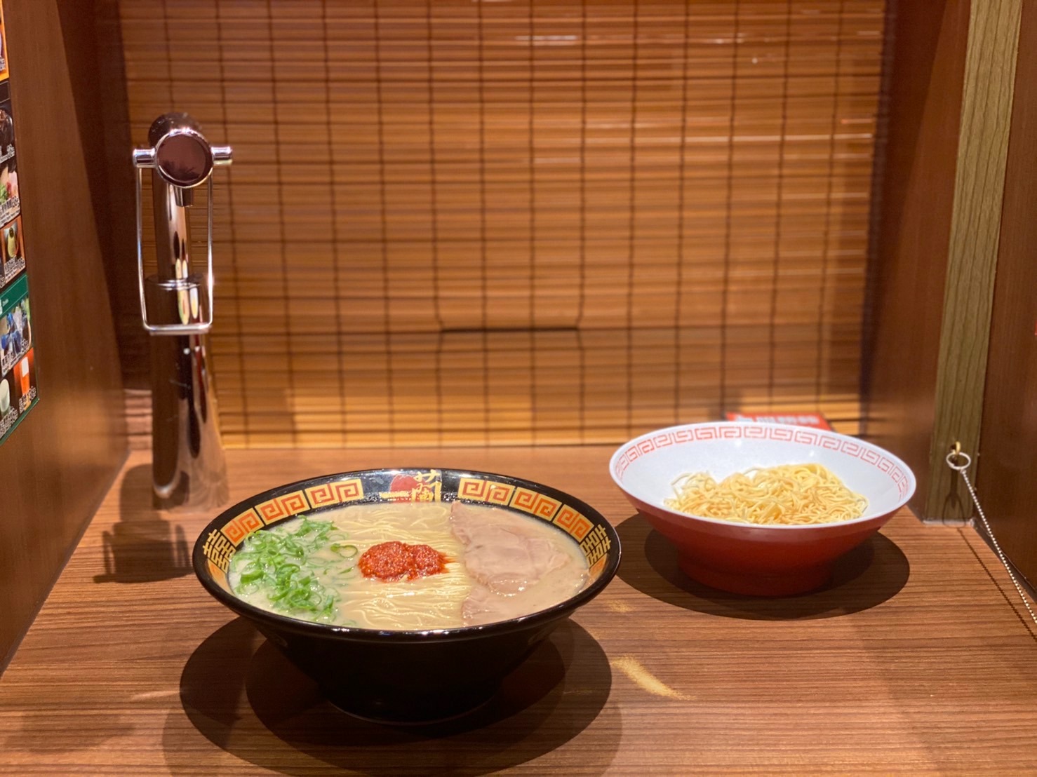 一蘭には「重箱どんぶり」で提供するラーメンがあるのはご存知ですか