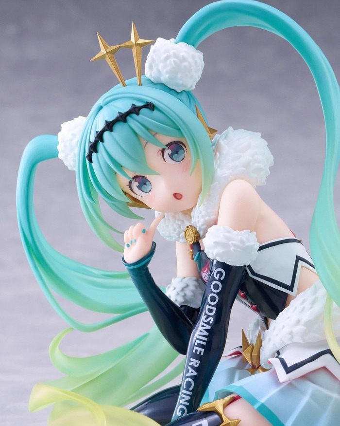 The goddess of the circuit. 🏁💚 Racing Miku: 2018 Ver. Round 8