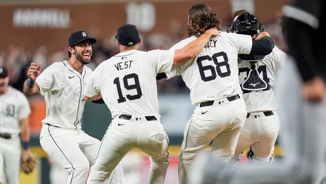 The Livingston - TIGERS WIN!!! | Facebook