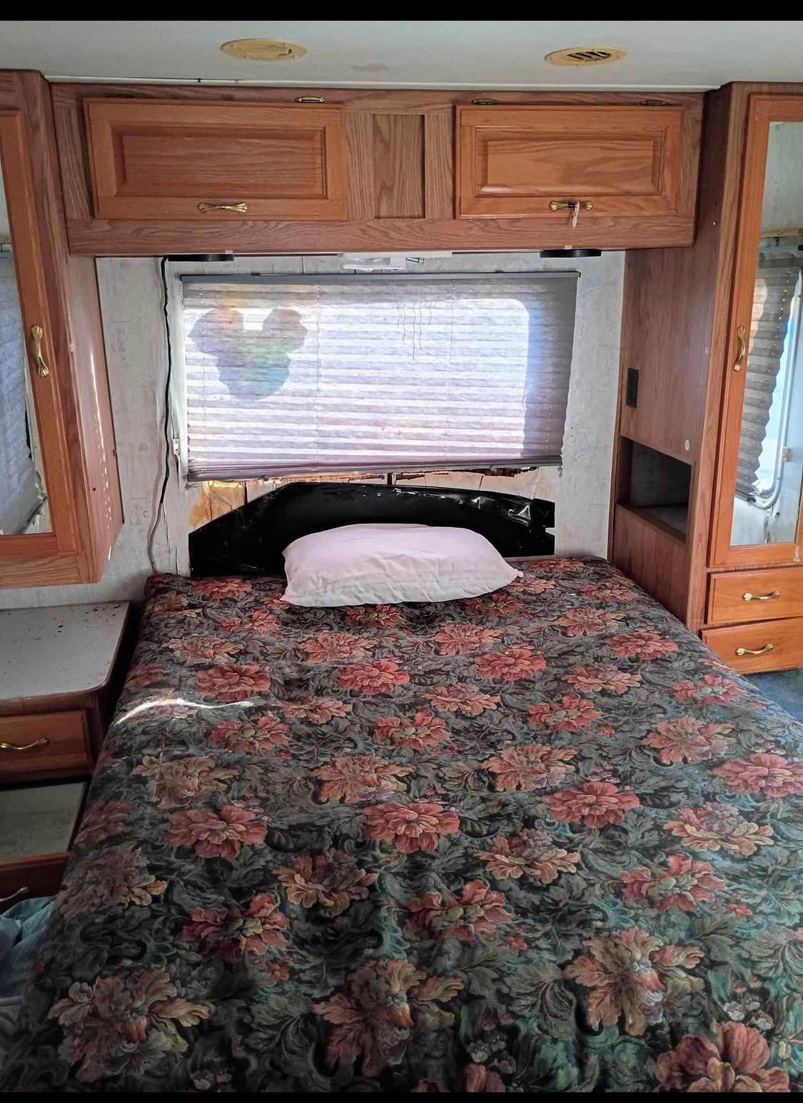 Motorhome - Motorhomes - Los Angeles, California | Facebook Marketplace ...