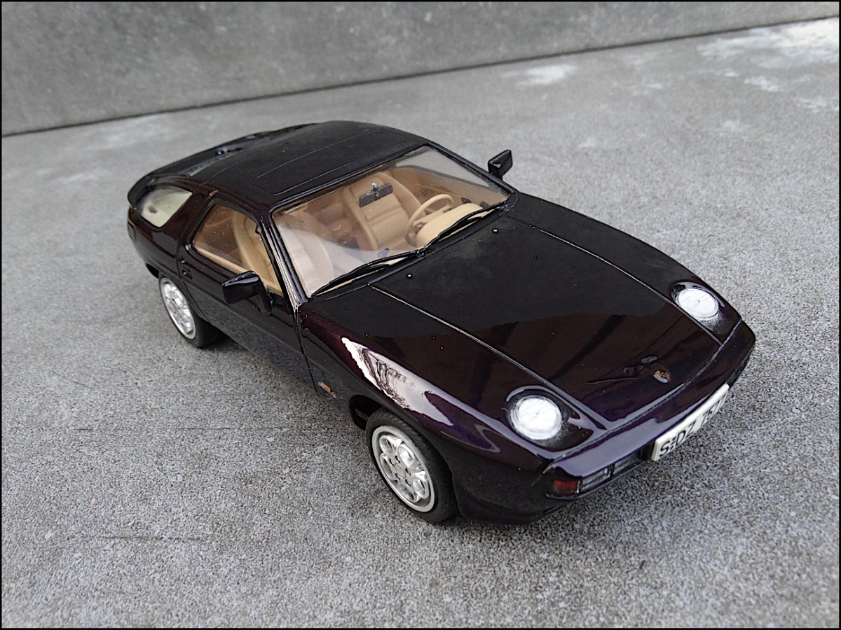 Got the Fujimi Porsche 928s completed