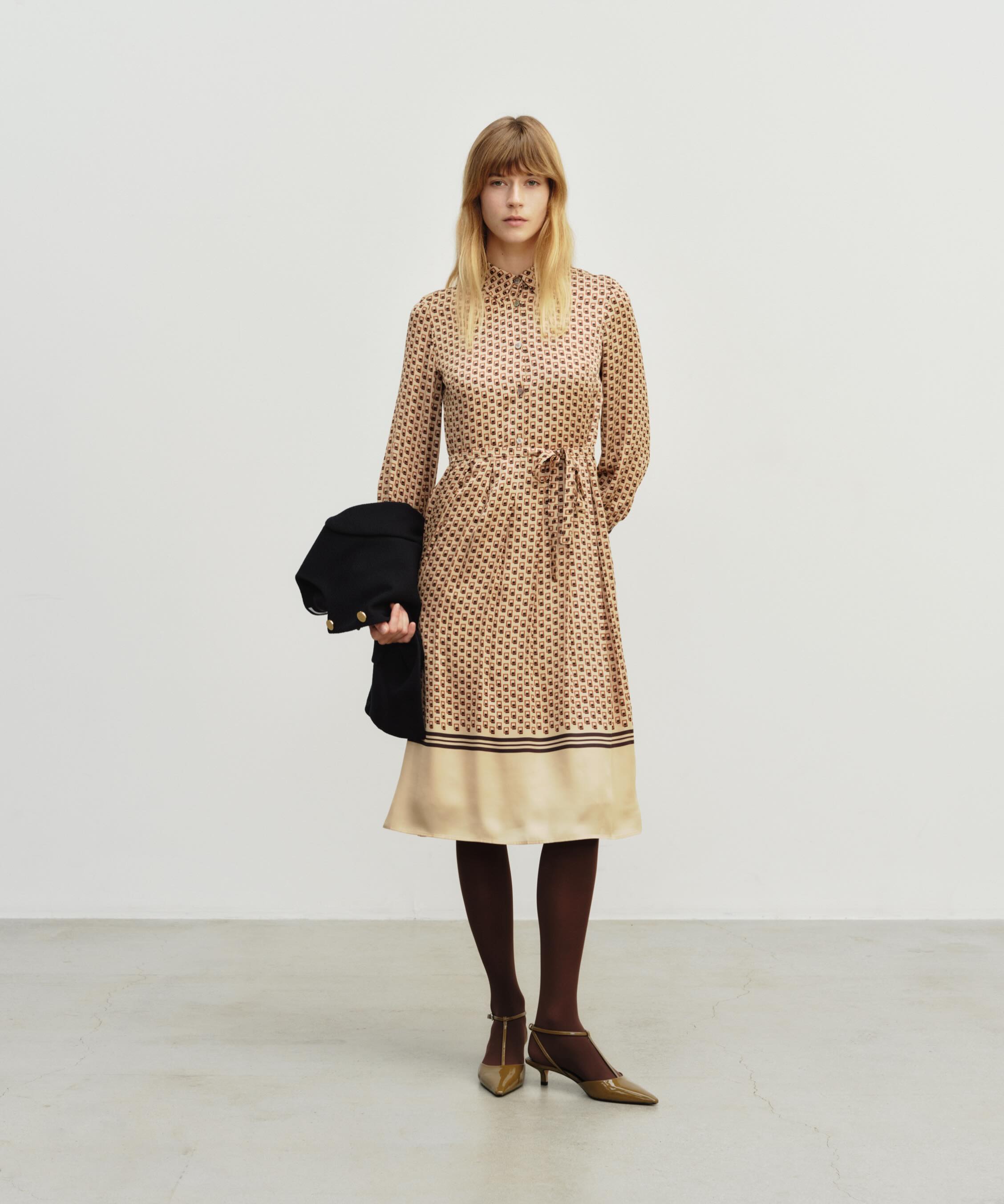 DAKS Japan（ダックス） (@DAKSJapan) • Facebook
