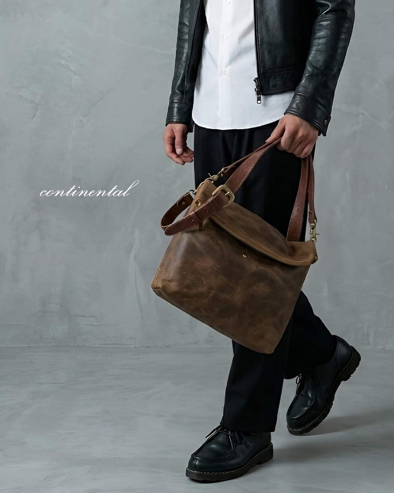 KD 2WAY FOLD SHOULDER BAG 】 唯一無二の表情を持つ 「クーズーレザー