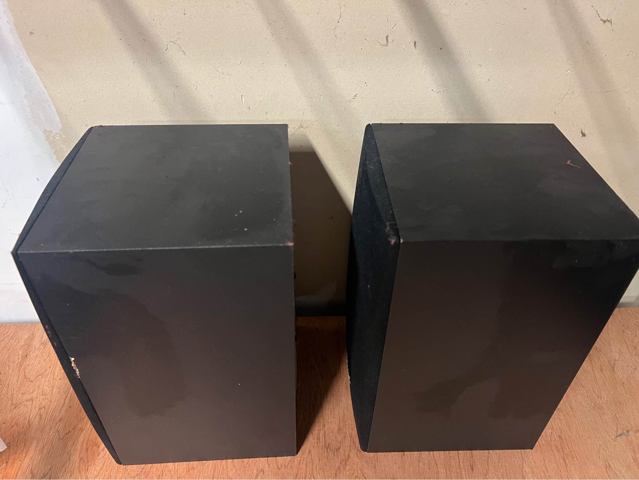 Polk Audio R10 Small Compact Bookshelf Speakers Wired 100 Watts ...