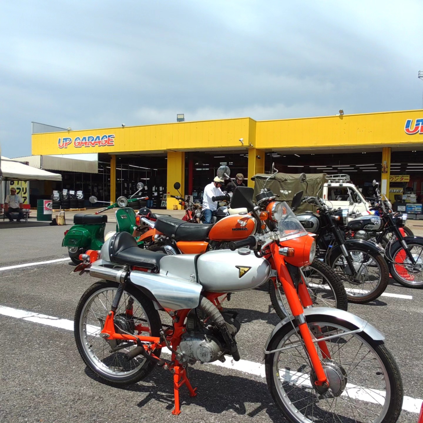 アップ ガレージ 岡崎 宇頭 店