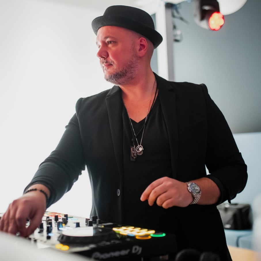 DJ Tim K - Tim Kramer | Mönchengladbach