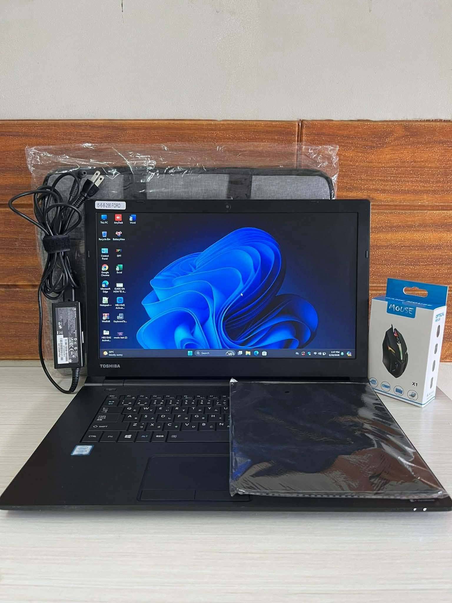 Toshiba Dynabook B65 i5-8250U 1.8GHZ 8 CPU 8TH GEN 256GB SSD 15.5