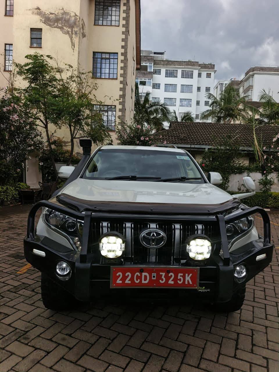 Deposit 2M🟢Trade In✓Cash.5.7M 2017 LC TX-L • Sunroof • 7 Seater
