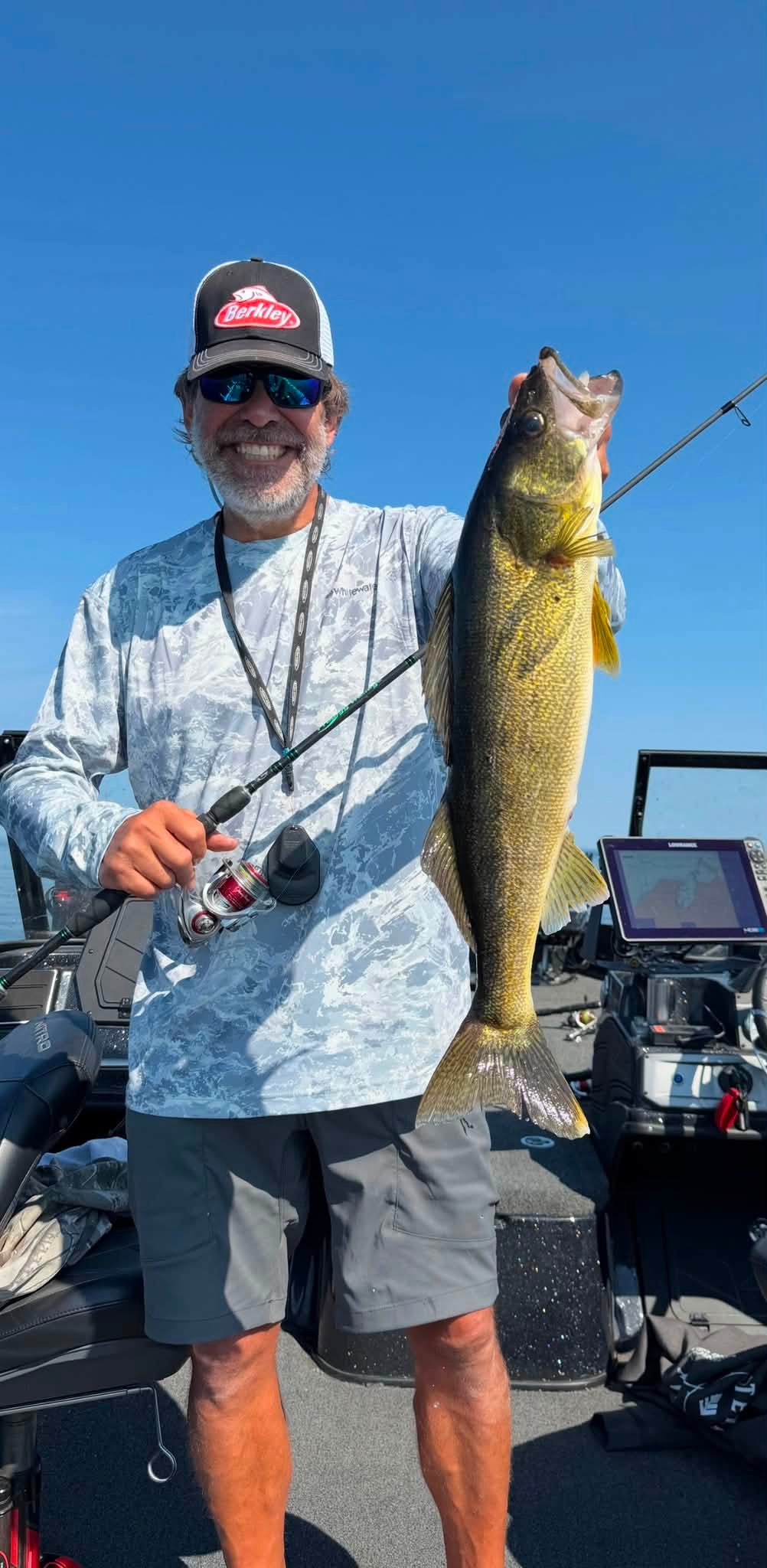 contact humminbird fish finders XPLORE Series – Dakota Angler twisted Abu Garcia 