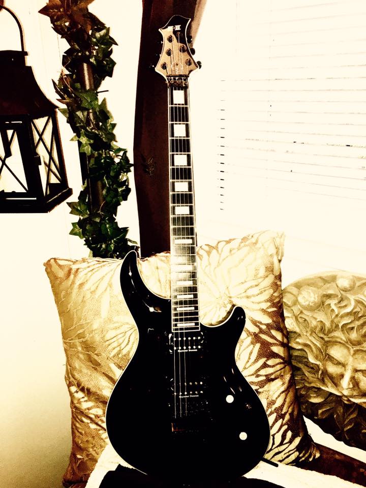 ESP E-ii Mystique guitar review and color search