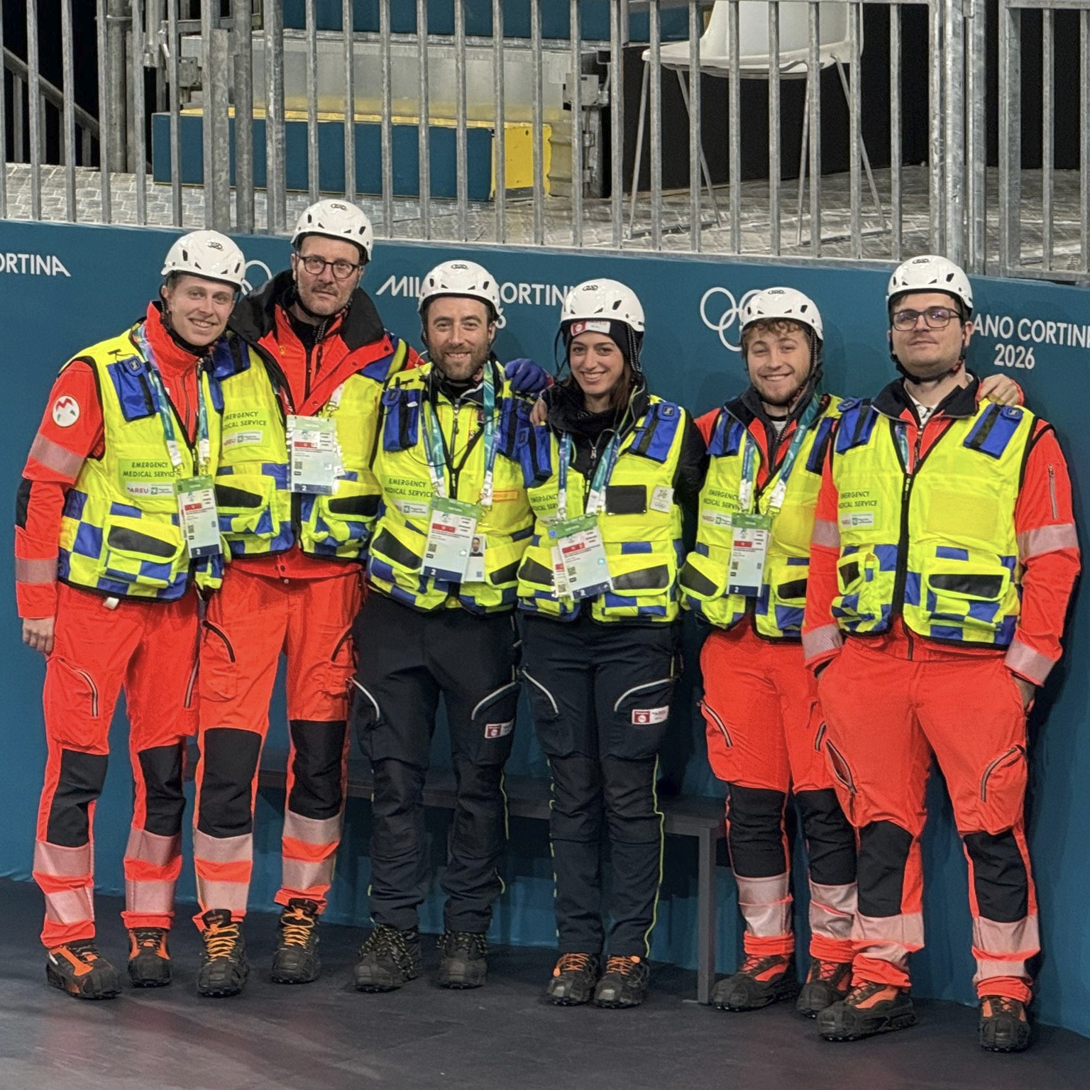 🚑😀🧡 NOI al MILANO ICE PARK di Rho 🚑😀🧡... - P.A. Rho Soccorso | Facebook