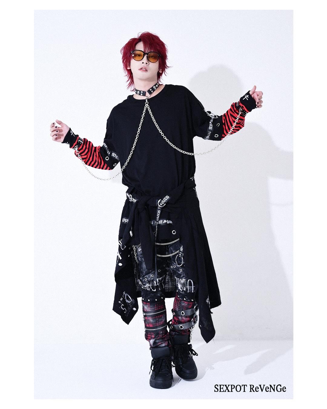 SEX POT ReVeNGe ロングフーディー　ドレープ　十字架　重ね着風 Sexpot Revenge - Sexpot Revenge added a new photo.