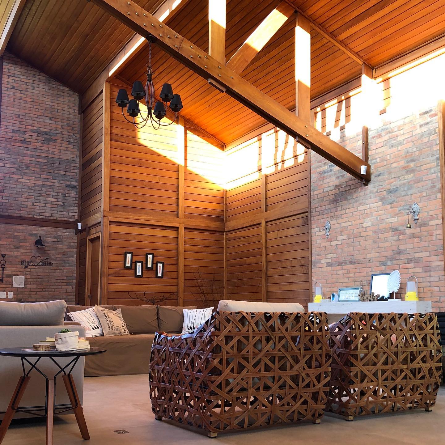 Helaine Pinterich Arquitetura & Interiores | Curitiba PR