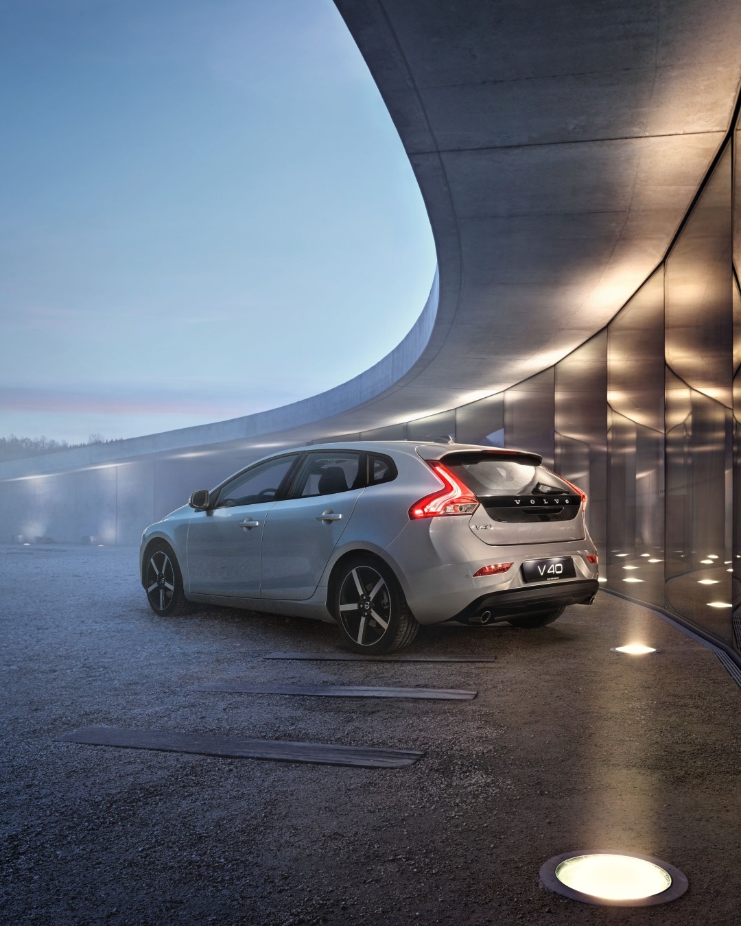 Volvo - 【エクステリアのワンポイントに】 スウェーデン国旗を
